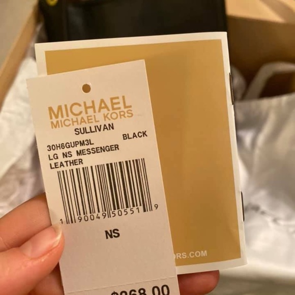 Michael Kors Purse - Never been used - Picture 6 of 10